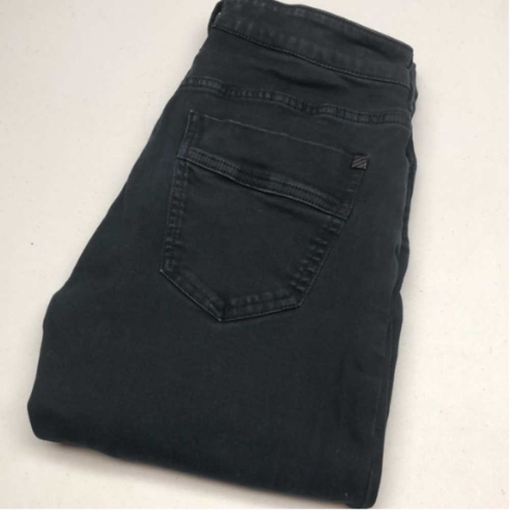 LIKE NEW BRODY BLACK MID-RISE SLIM STRAIGHT JEANS 29x32 ⭐️